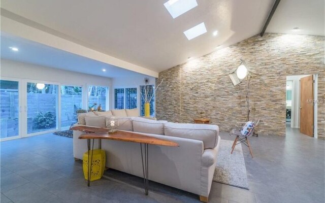 Calle de Peru by Beachside Management