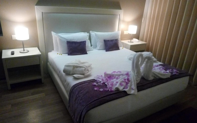 Monte Lírio Hotel