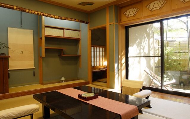 Tsukagoshiya Shichibei