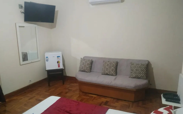 Pax Hotel