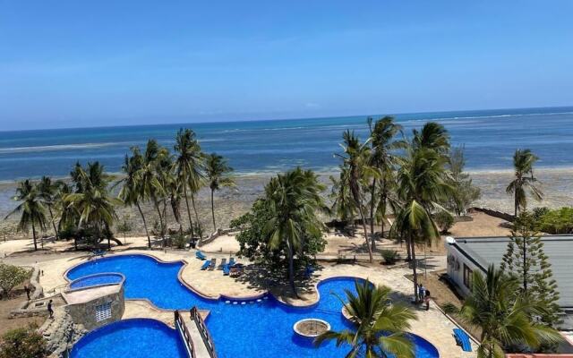 Lux Suites Lamera Duplex Penthouses