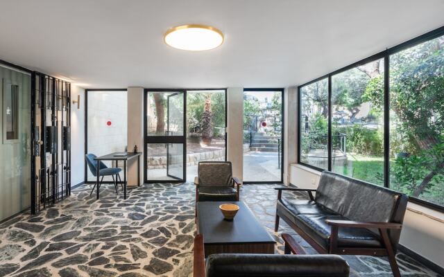Domus Carmel Hotel