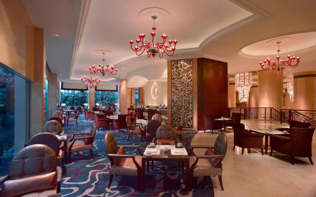 Shangri-La Apartments, Singapore