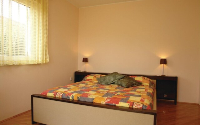 Awesome Apartment in Novigrad With 2 Bedrooms, Internet and Outdoor Swimming Pool