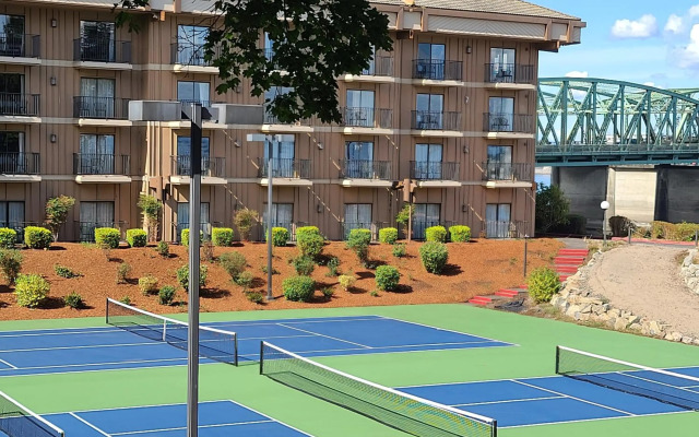Holiday Inn Portland - Columbia Riverfront by IHG