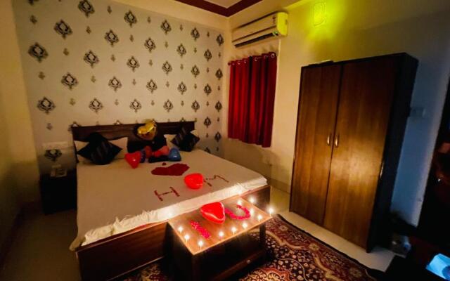 ADB Rooms Hotel Vallabh Darshan