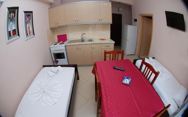 Hotel Vila Alvin & Apartments