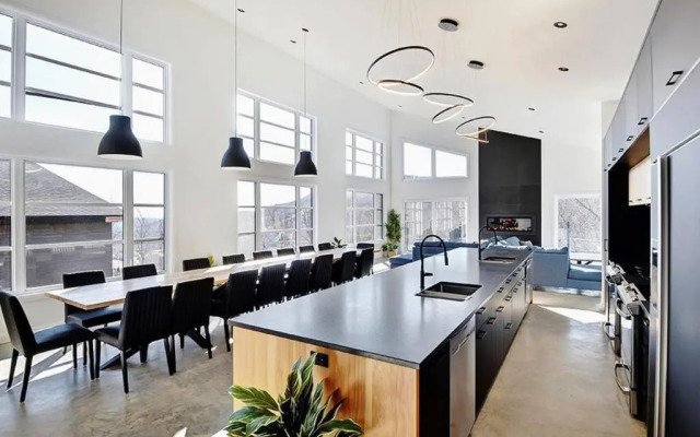 Blanc 28 - Les Chalets Alpins, Stoneham