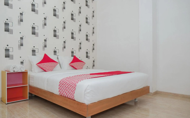 OYO 1454 111 Residence