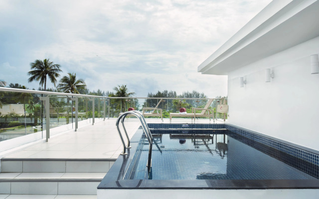 Splash Beach Resort