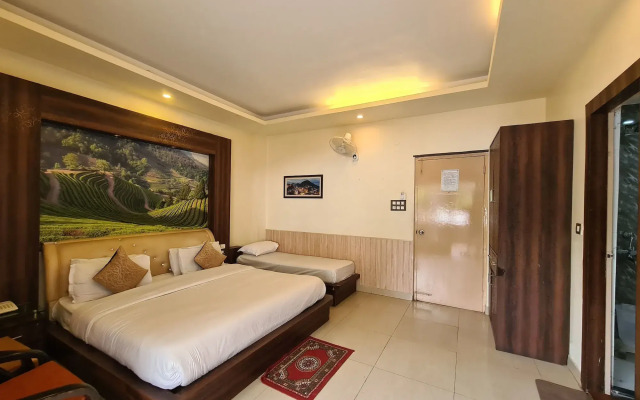 Hotel Rajpur Heights