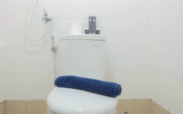 Stylish and Modern 2BR Bassura City Apartment