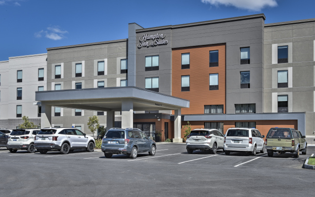 Hampton Inn & Suites Keene