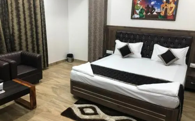 Aastha Inn by FabHotel