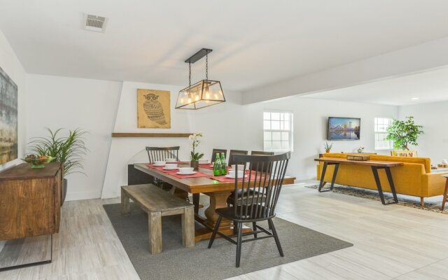 Carnelian - 5 Br Home