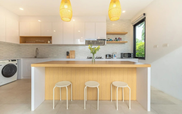 One of Phukets Best Villas V212