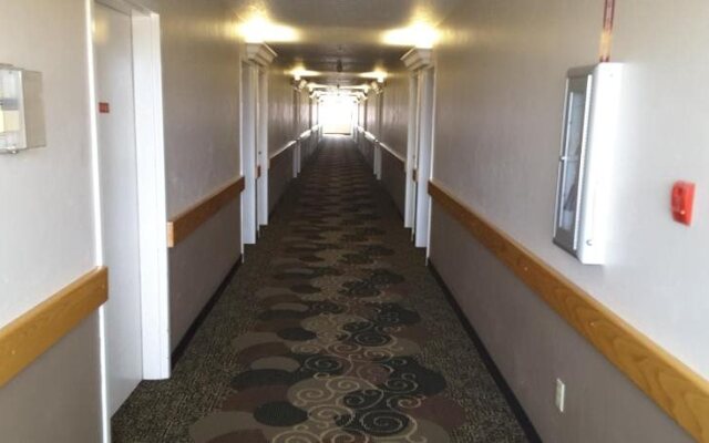Inn at the Canyons