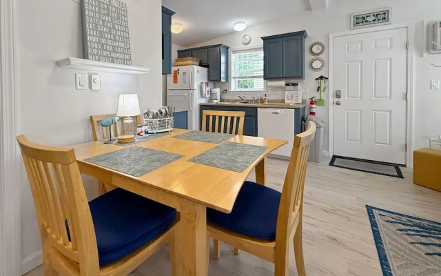 Sweet Beach Retreat 2 Bedroom Home
