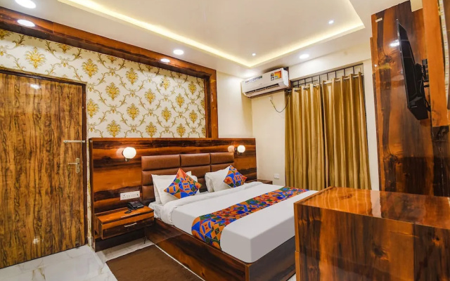 FabHotel Icon