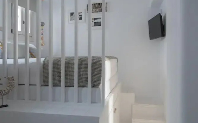 Ciel Paros Villas Akaste