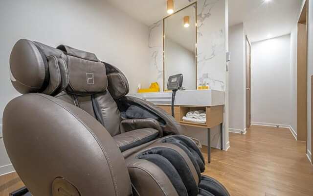 Busan Guseodong Hotel Button