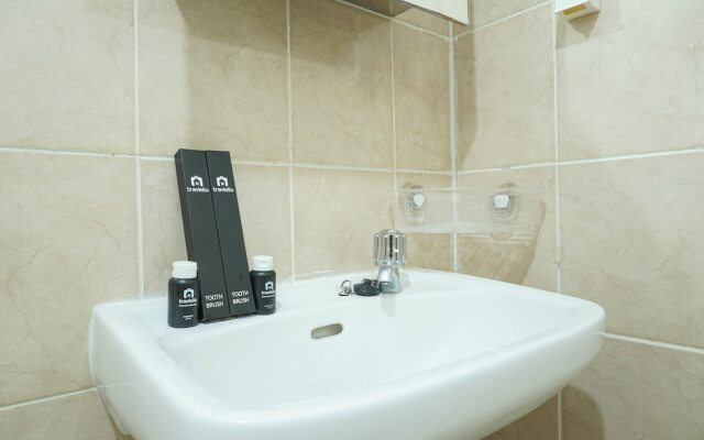 2BR near Baywalk Pluit Mall at Green Bay Apartment