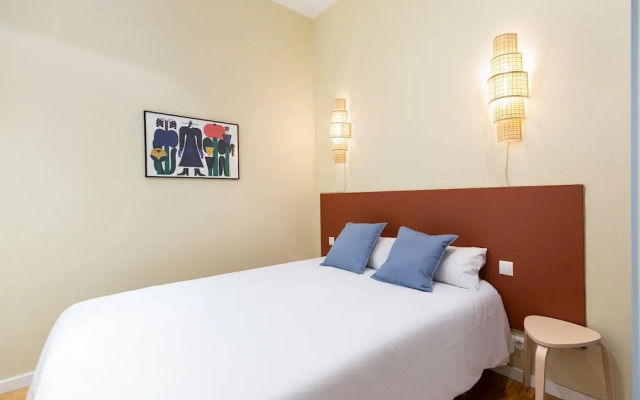 Señor Urgell Apartment By Olala Homes