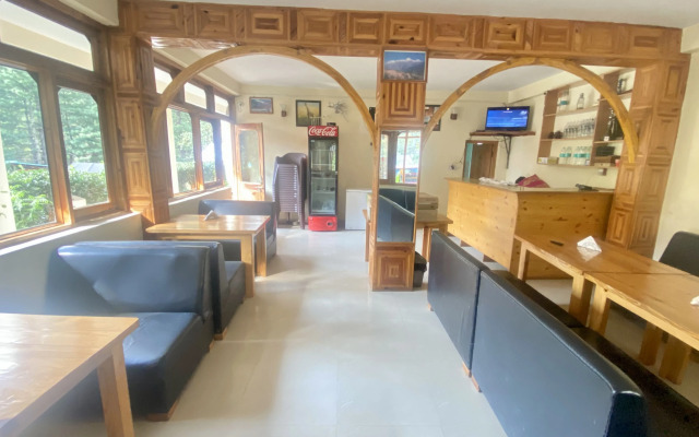 Hotel Purnima River View