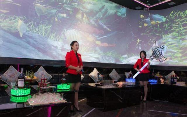 Nature Four Seasons Hotel (Quanzhou Luojiang Shuangyang Branch)