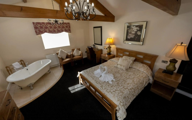 Kings Croft Hotel