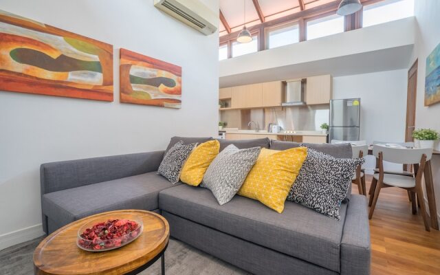 ClubHouse Residences Elm Attic Studio