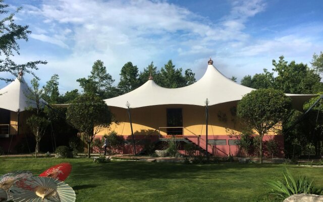Muise Tented Camp Resort