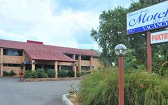 Windsor Riverview Inn