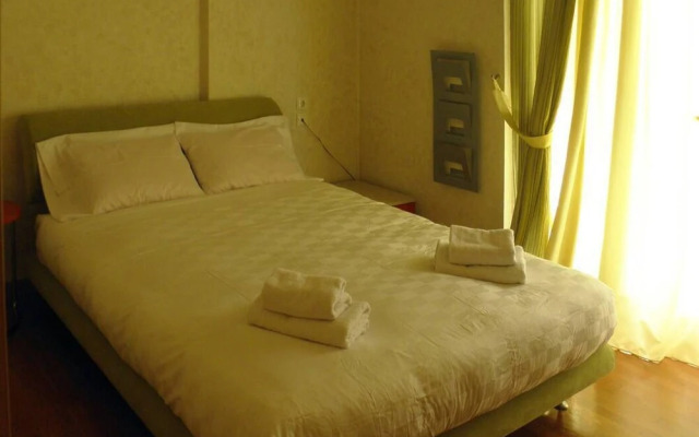 Cozy and Modern Apartment Centrally Located