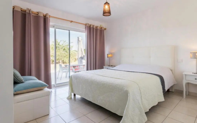 Gîte Pont-Saint-Martin, 4 pièces, 6 personnes - FR-1-306-986