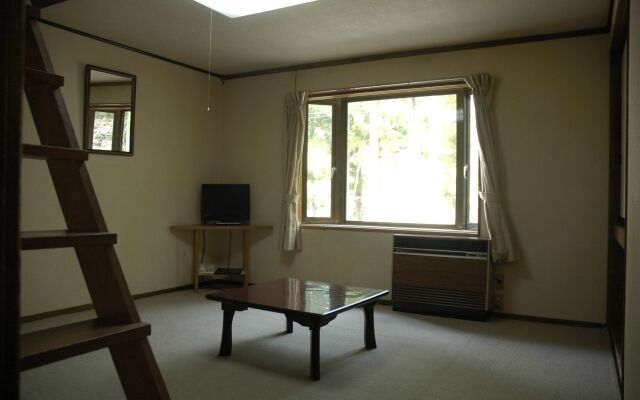 Hakuba Iwatake Lodge Gakuyuso