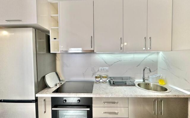 Seaside apartments Zlokovic