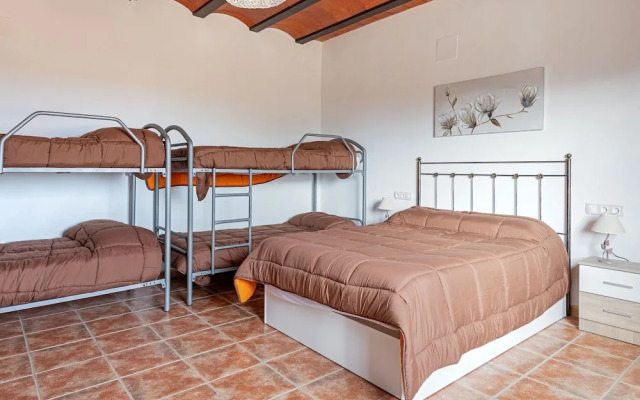 Quaint Holiday Home in Sevilla With Swimming Pool