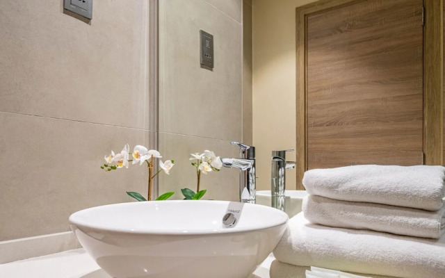 LUX Holiday Home - Studio One 1