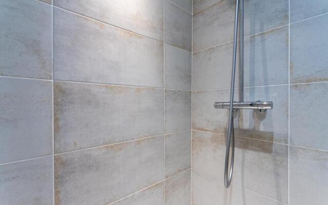 Luxurious 1 bedroom, AC, terrace, close beaches - Dodo et Tartine