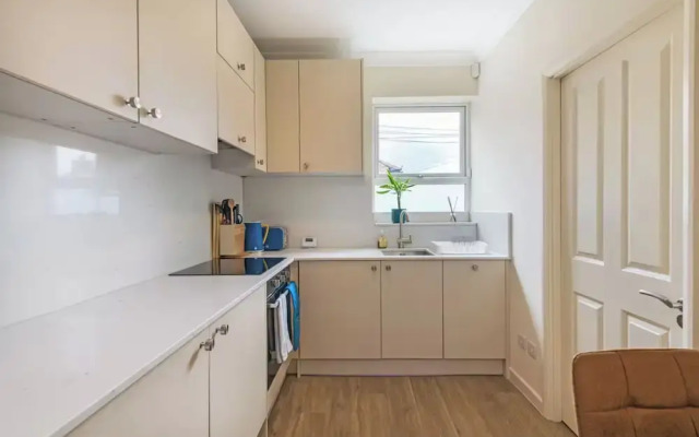New 2bed - 20min to London - Free Parking - Petsok