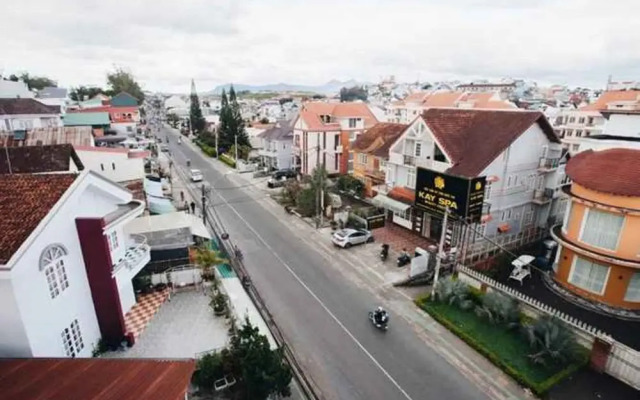 Minh Phu Hotel