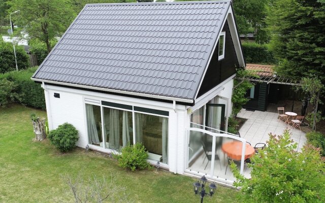 Lovely Holiday Home in Kortgene With Private Garden