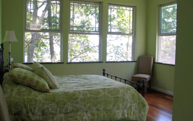 Edgewater Estate - Five Bedroom Home