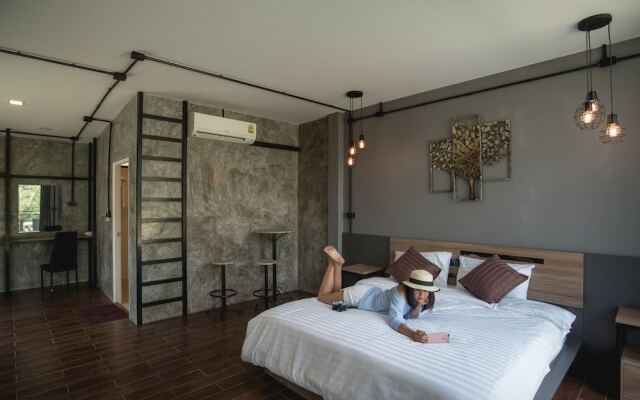 Kwai Tara Riverside Villas