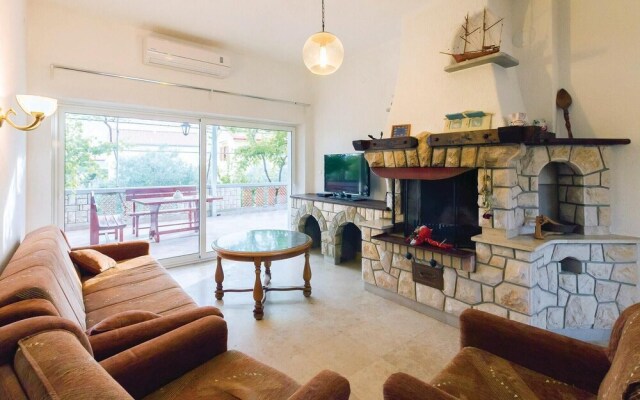 Amazing Home in Barbat With Wifi and 7 Bedrooms