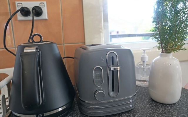 Rosebud Pet-Friendly Beach Holiday House