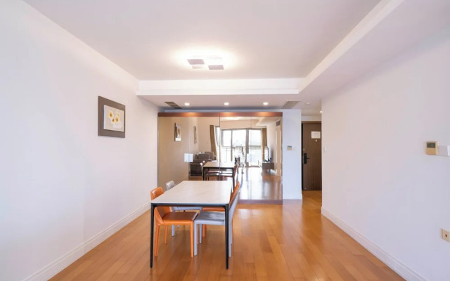 Tyms Comfortable 2BR 1BA Apt Xujiahui