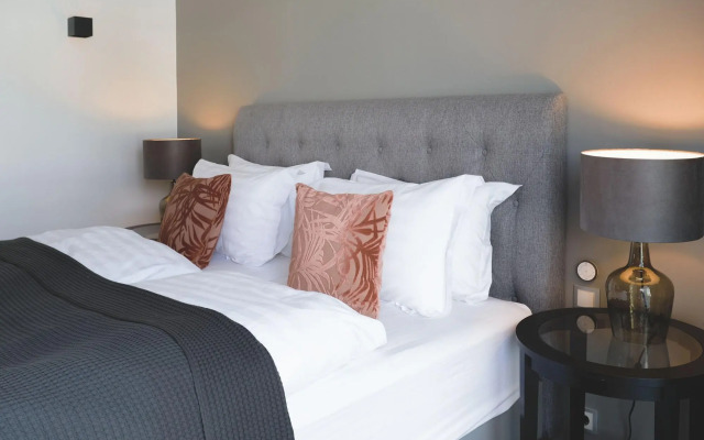 B2 Penthouses by Ylma