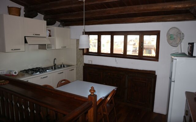 Venezia - Calle De Le Vele